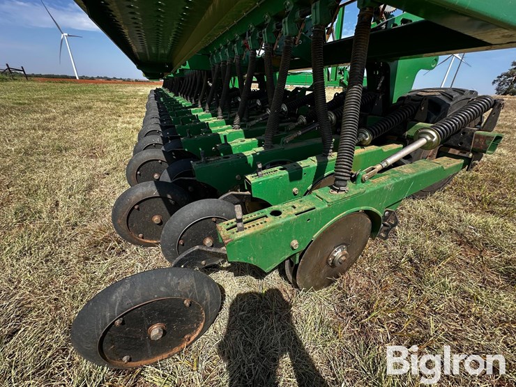 2014-great-plains-3s-5000hd-image-12