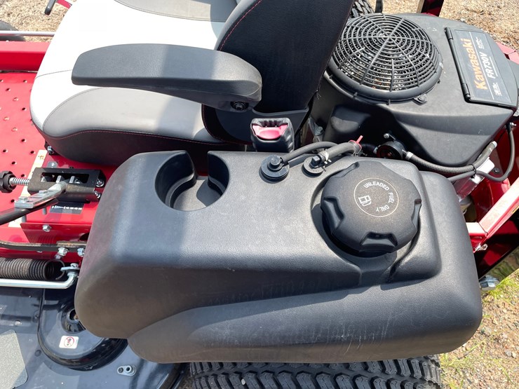 #313-•-new-red-max-rzt54x-lawn-mower-(ridgeland,-wi)-image-17