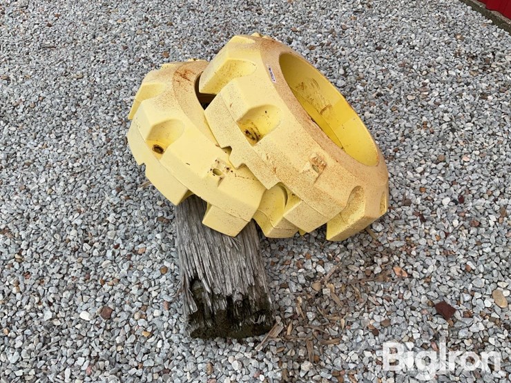 john-deere-front-axle-tractor-weights-image-4
