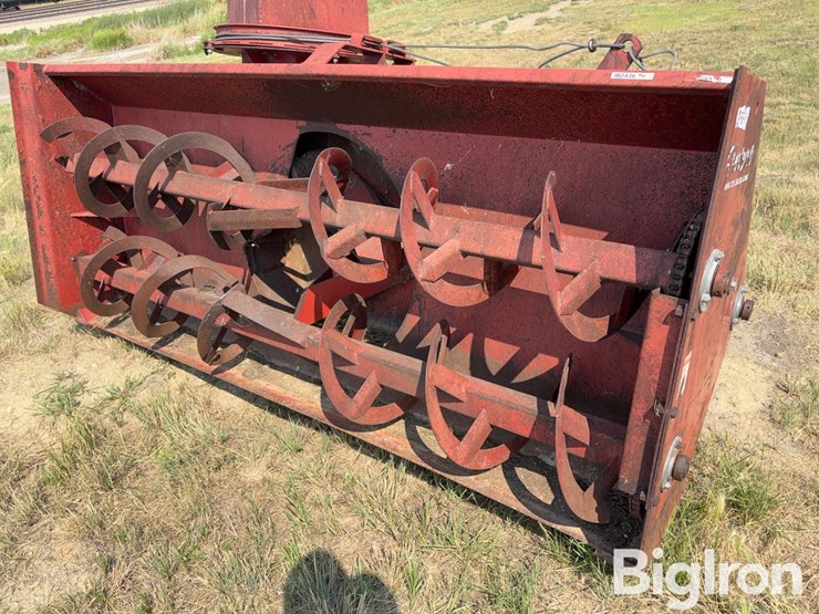 feterl-8’-3-pt-snowblower-image-16