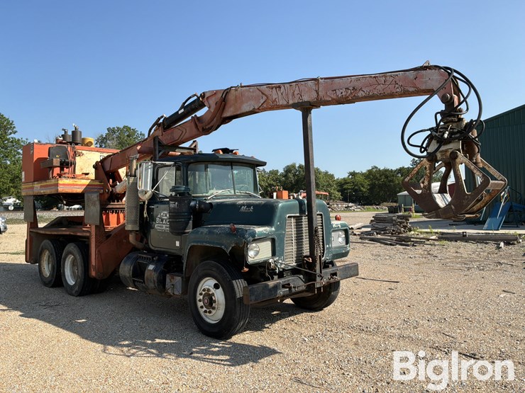 1985-mack-r686st-image-3