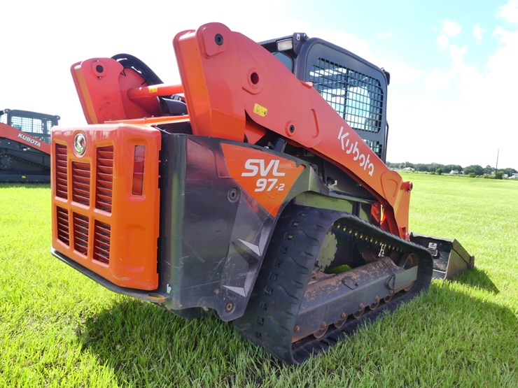 2024-kubota-svl97-2-image-3