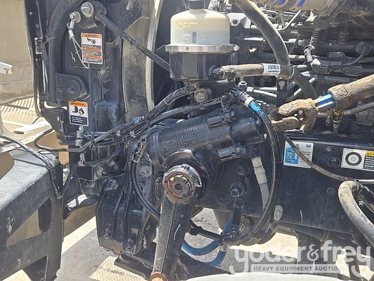 2018-peterbilt-348-image-49