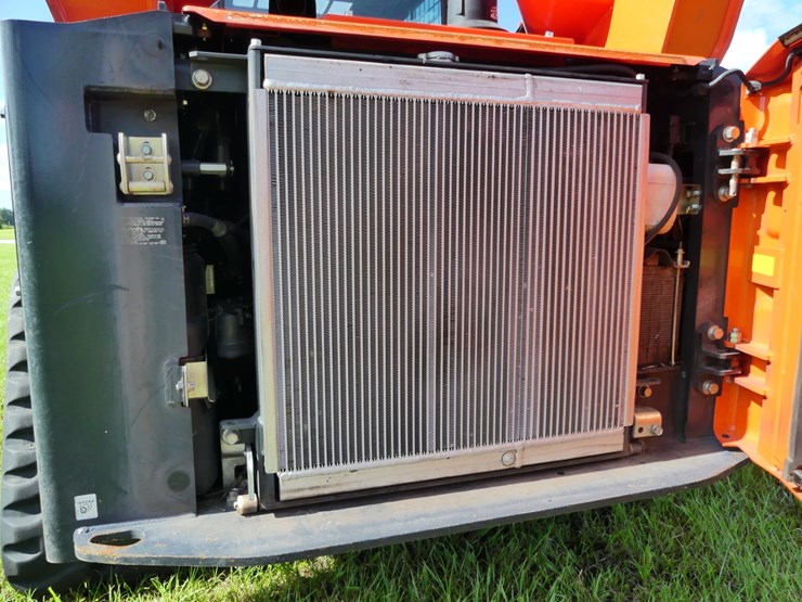 kubota-svl97-2-image-9