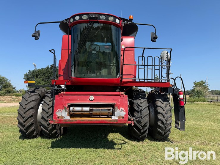 2011-case-ih-7088-image-2