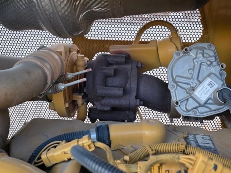 2017-caterpillar-d5k2-xl-image-57