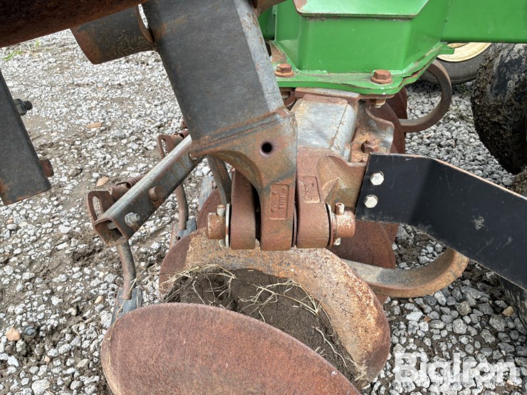 john-deere-2623-image-11