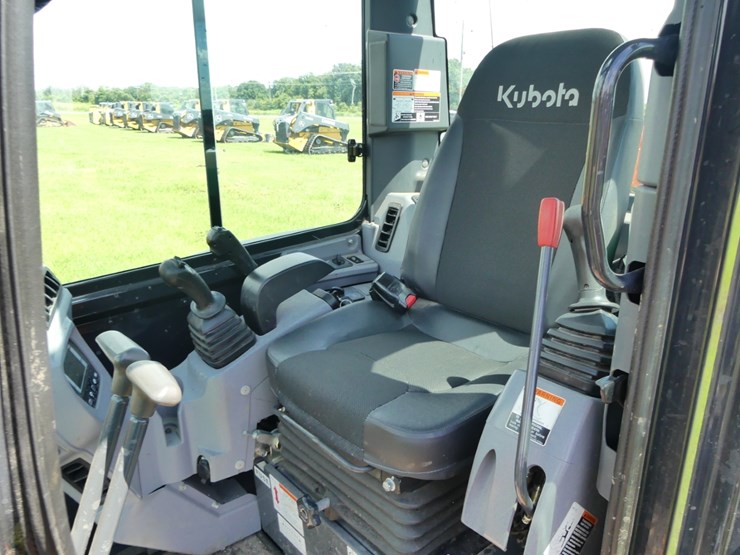 kubota-kx033-4-image-13