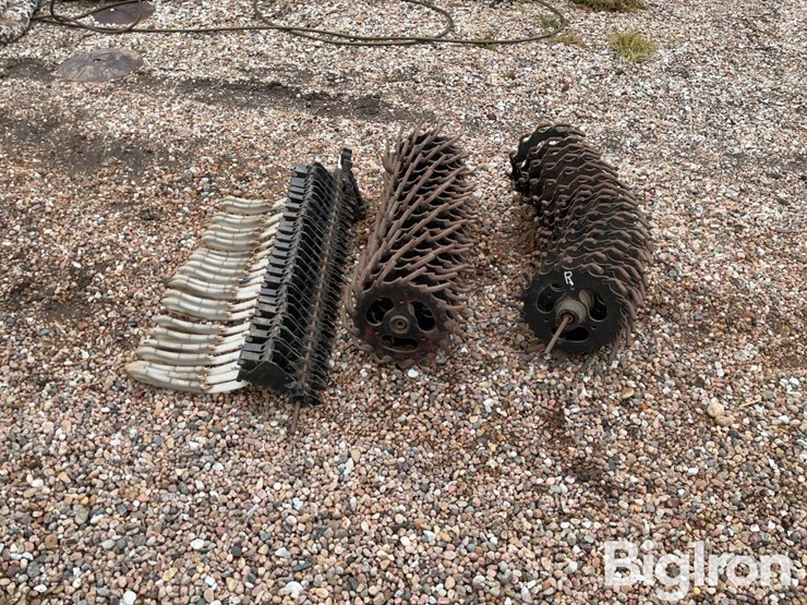 precision-planting-seed-firmers-&-finger-packing-wheels-image-8