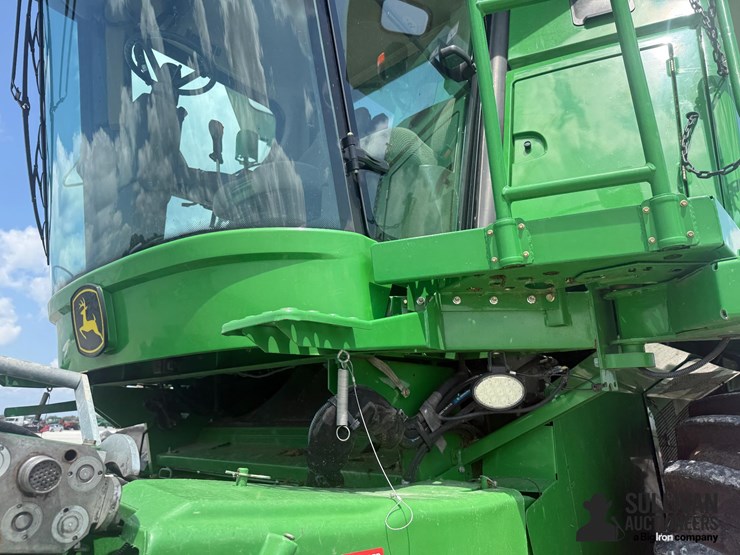 2012-john-deere-9770-sts-image-11