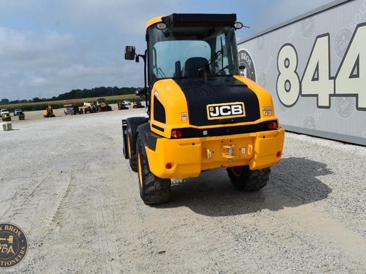 2023-jcb-409-image-15