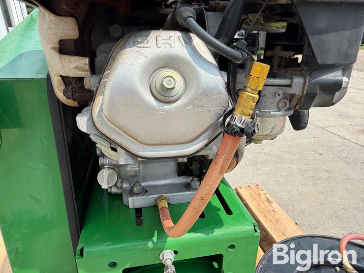 john-deere-am2-sh09-20j-portable-air-compressor-image-19
