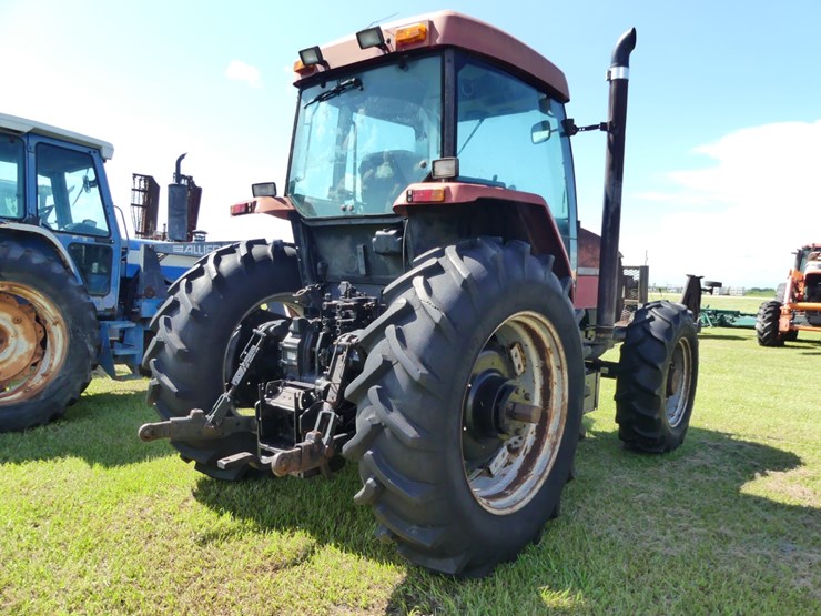 case-ih-mx120-image-3