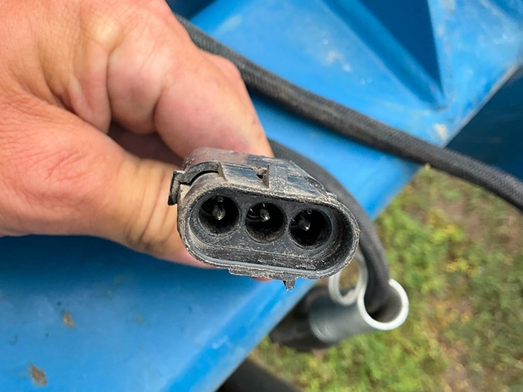 2000-kinze-2000-image-13