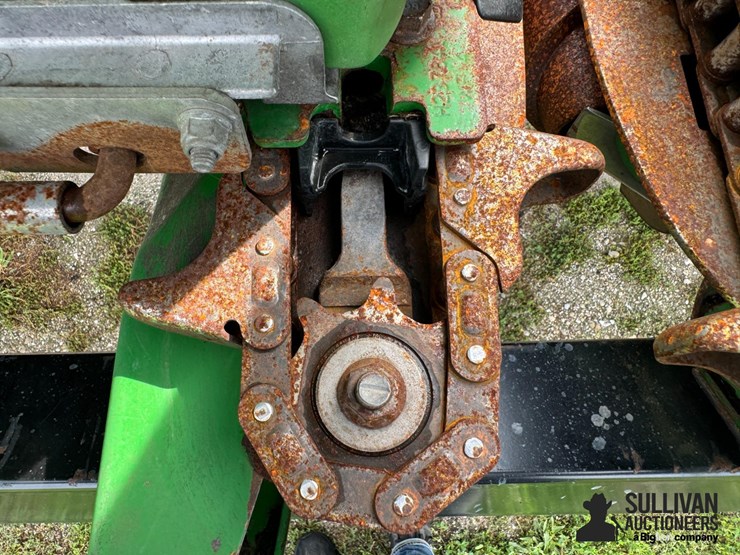 2014-john-deere-608c-stalkmaster-image-14