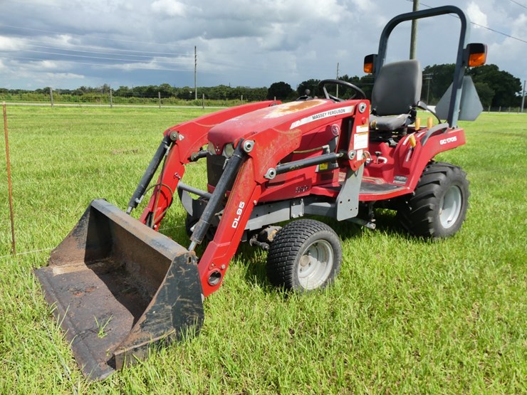 massey-ferguson-gc1705-image-1