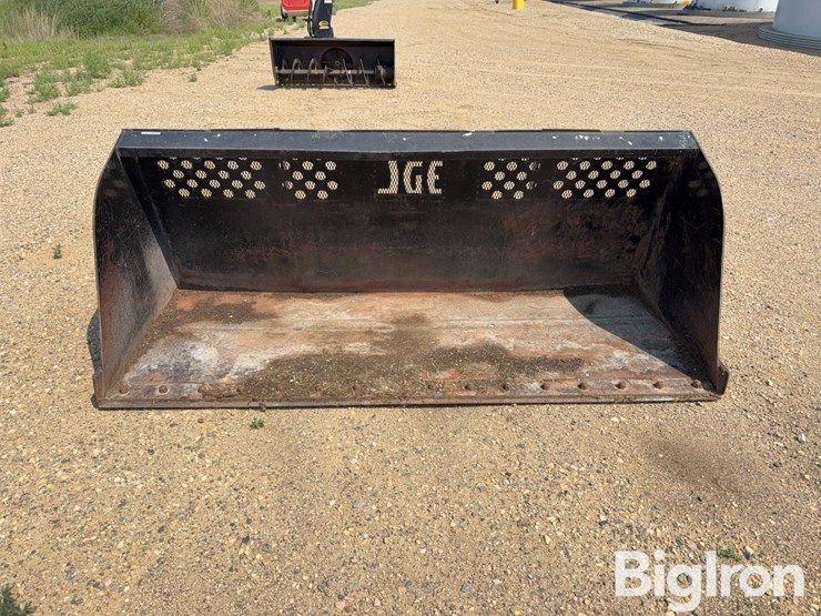 jge-8’-snow-bucket-image-2