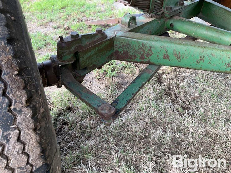 john-deere-11-image-18
