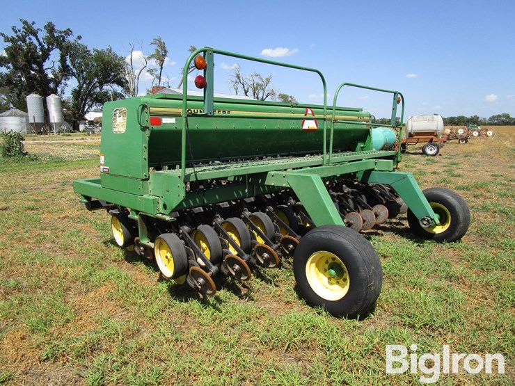 john-deere-750-image-7