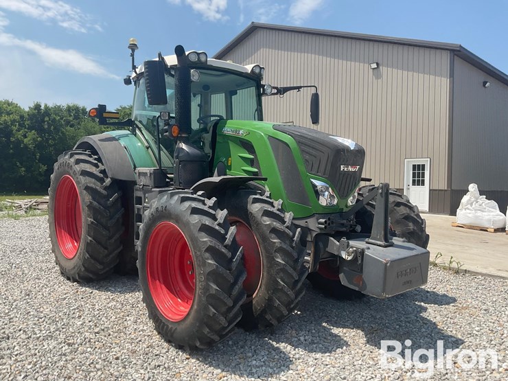 2019-fendt-826-vario-image-3