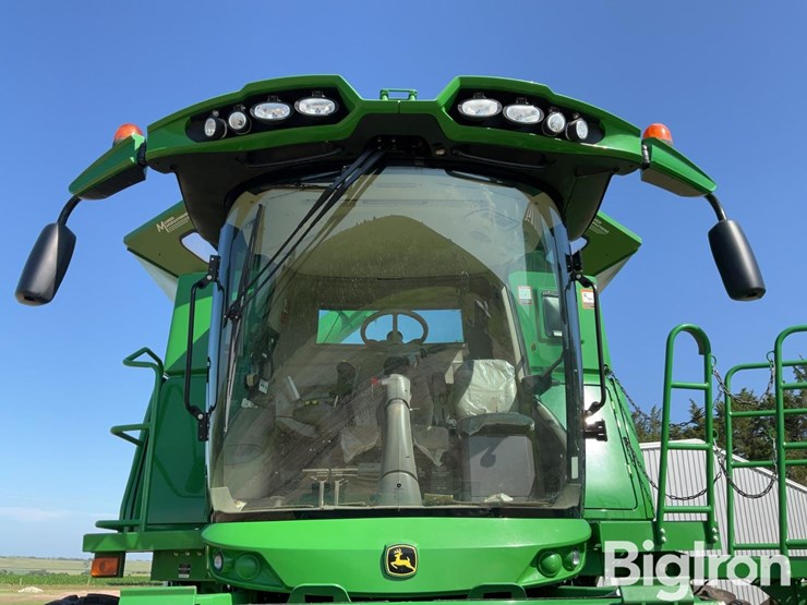 2014-john-deere-s660-image-9