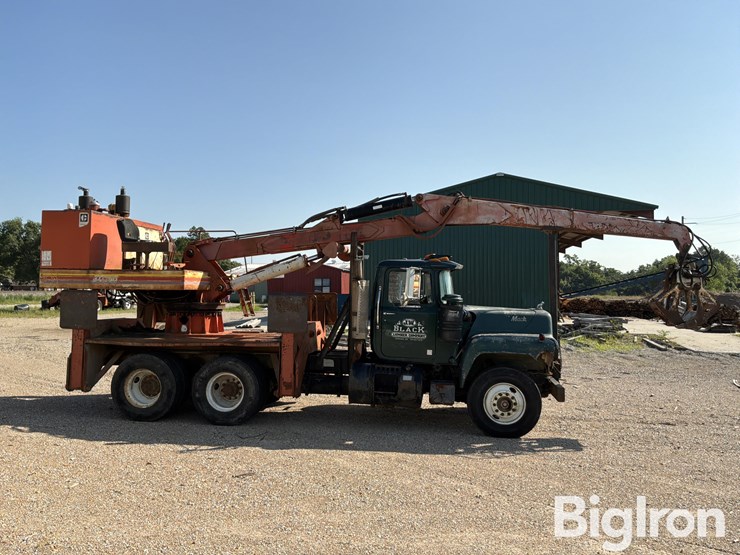 1985-mack-r686st-image-4