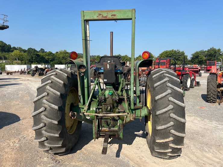 john-deere-2940-image-6