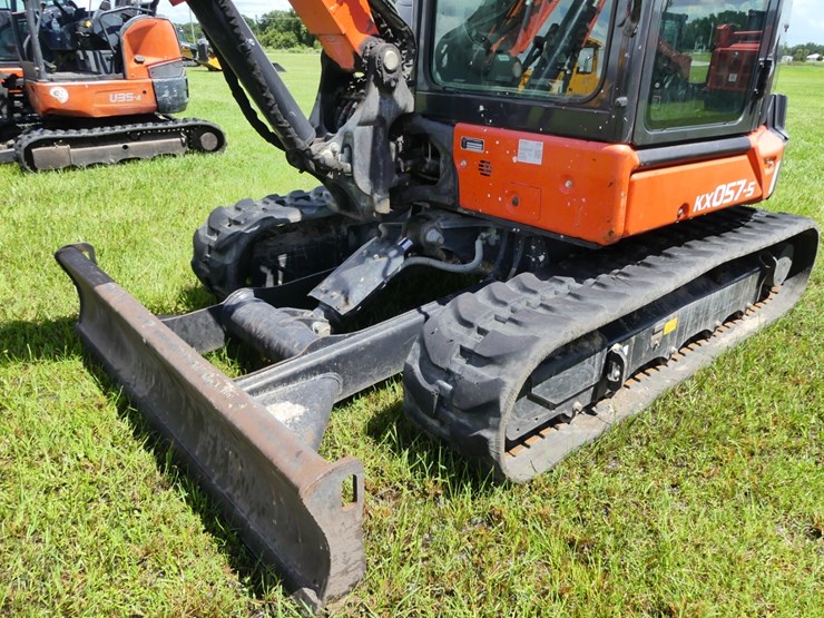 kubota-kx057-5-image-13