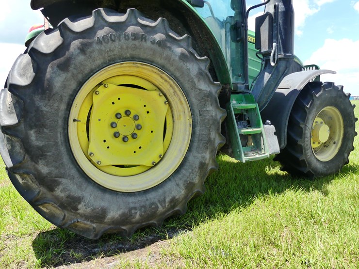 john-deere-6110m-image-6