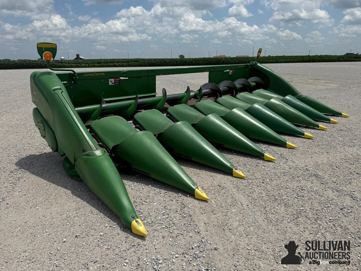 2014-john-deere-608c-stalkmaster-image-3