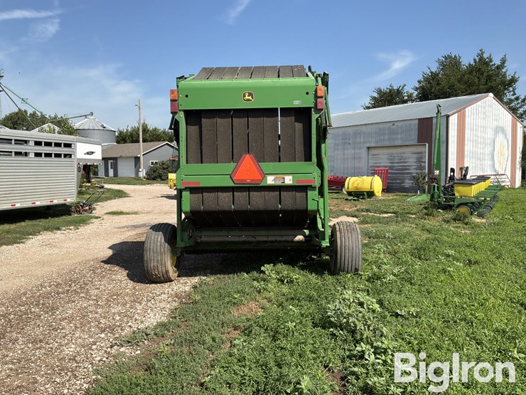 2001-john-deere-567-image-6