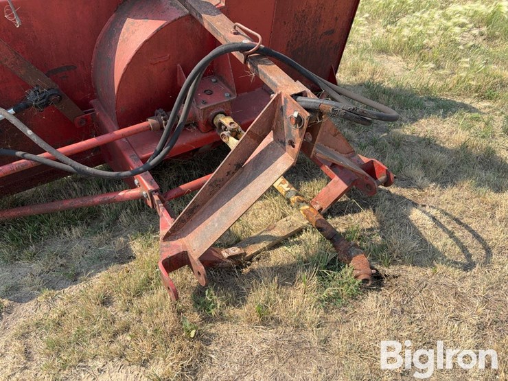feterl-8’-3-pt-snowblower-image-9