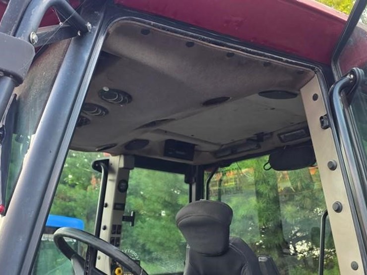 case-ih-jx100u-image-47
