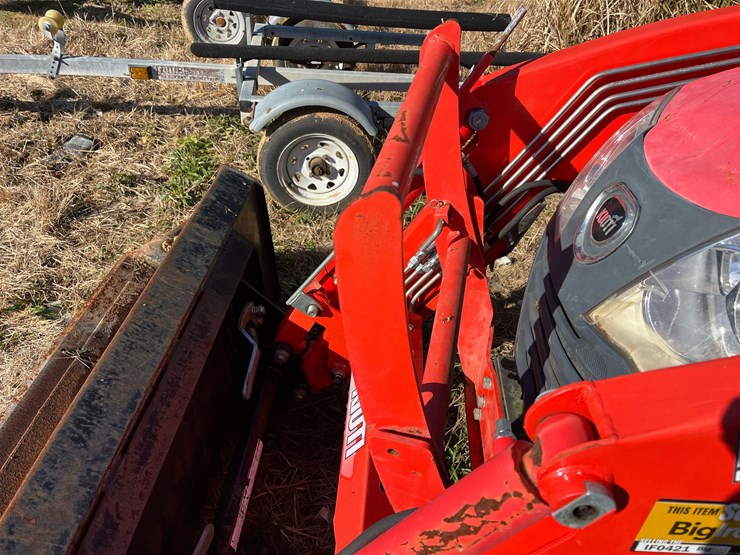 2021-kioti-ck2610hb-compact-utility-tractor-w/kl4030-loader-image-17