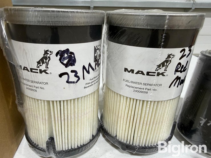 2023-mack-semi-filters-image-13