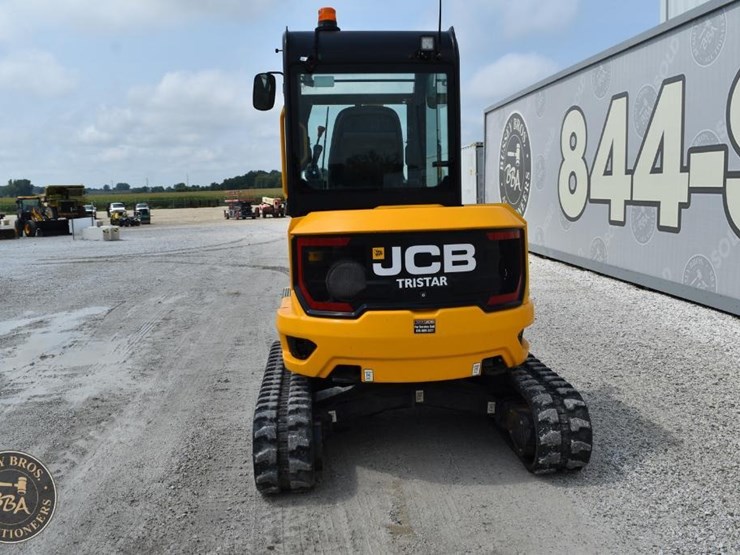 2024-jcb-35z-1-image-12