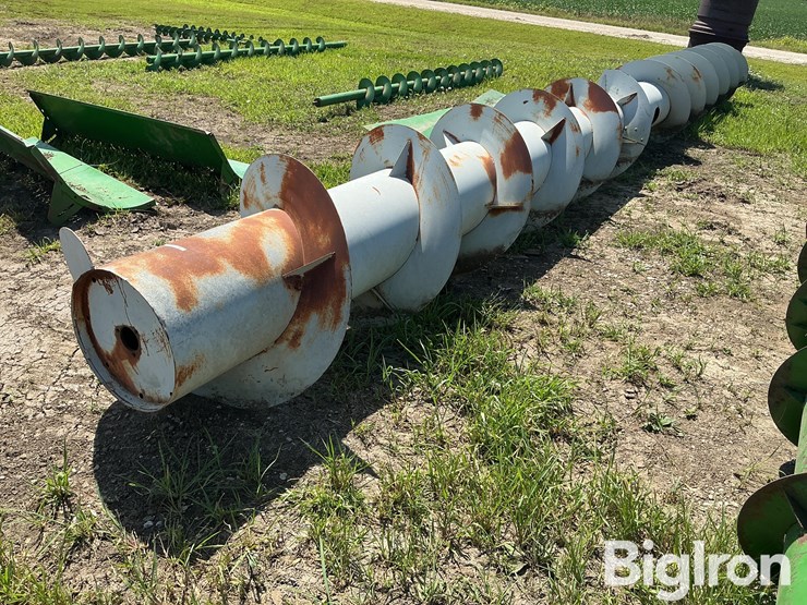 agco-flex-head-auger-image-1