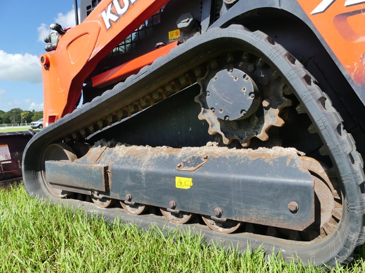 kubota-svl75-2-image-5