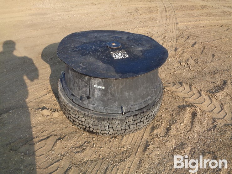 cattle-mineral-feeder-image-10