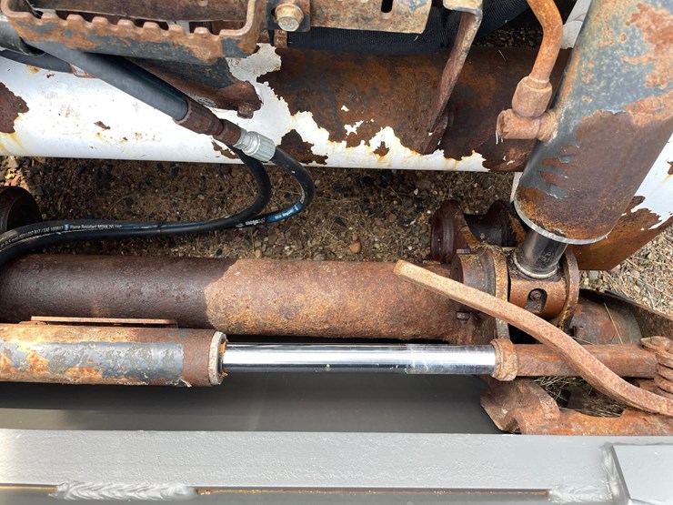 bobcat-s740-image-11