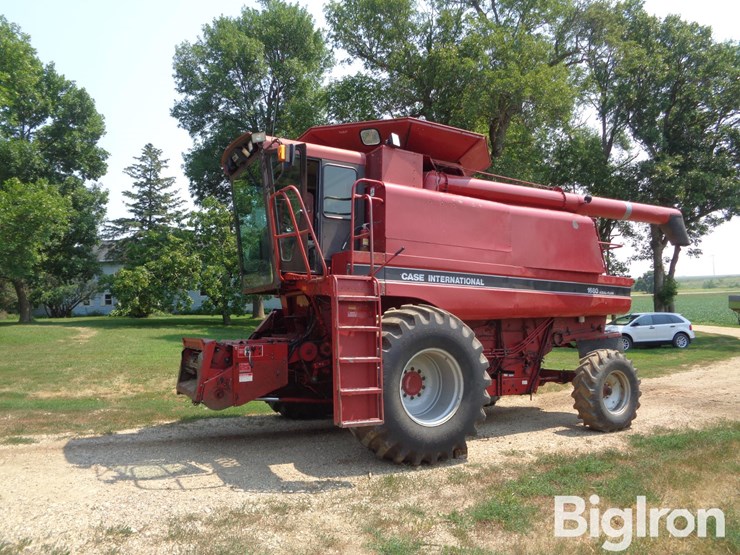 1989-case-ih-1680-image-9