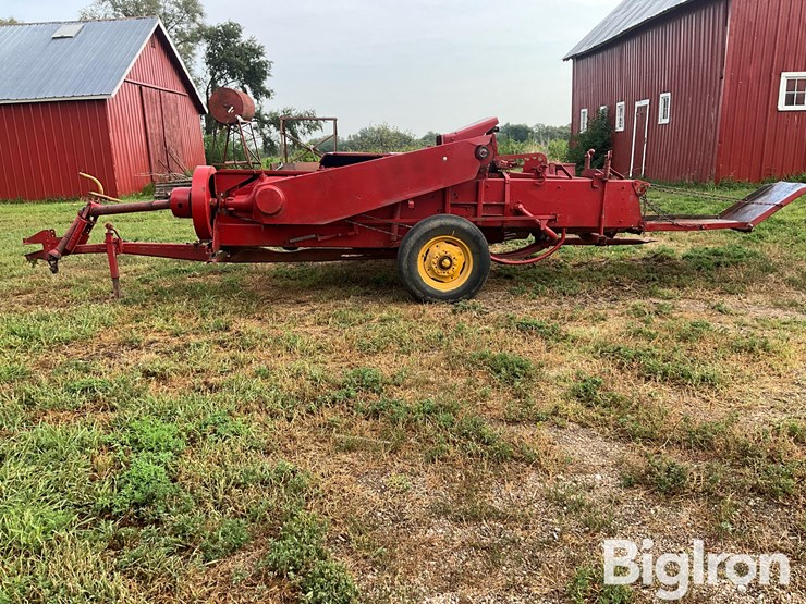 new-holland-275-image-8