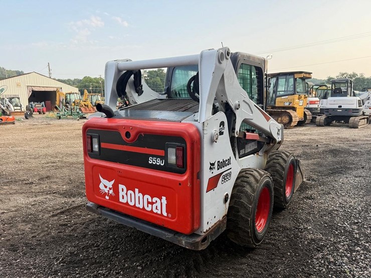 2017-bobcat-s590-image-4