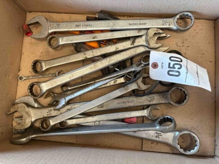 john-deere-combo-wrenches-image-1