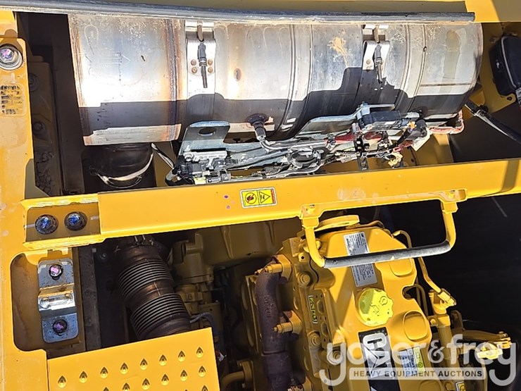 2019-caterpillar-336-image-51