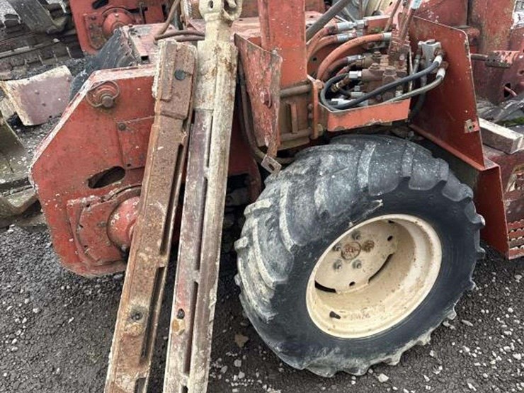 ditch-witch-3610-image-11