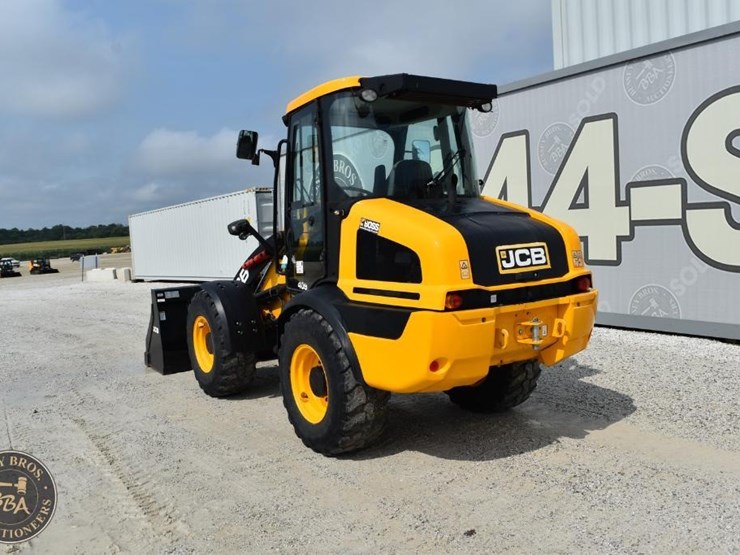 2023-jcb-409-image-11