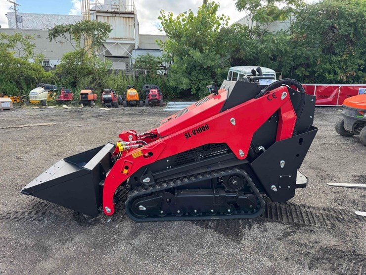 new-sdlool-co-kubota-diesel-stand-on-skidloader-model-sl-v1000-image-1