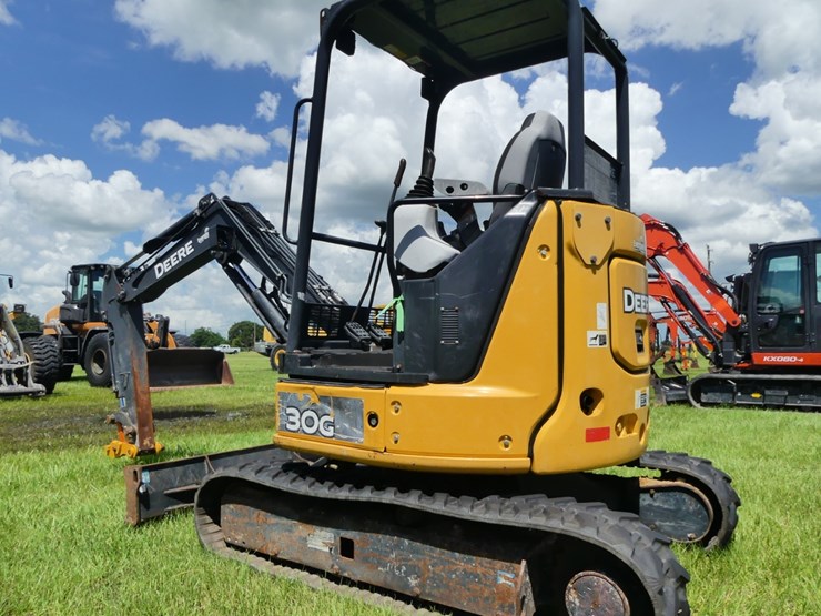 deere-30g-image-4