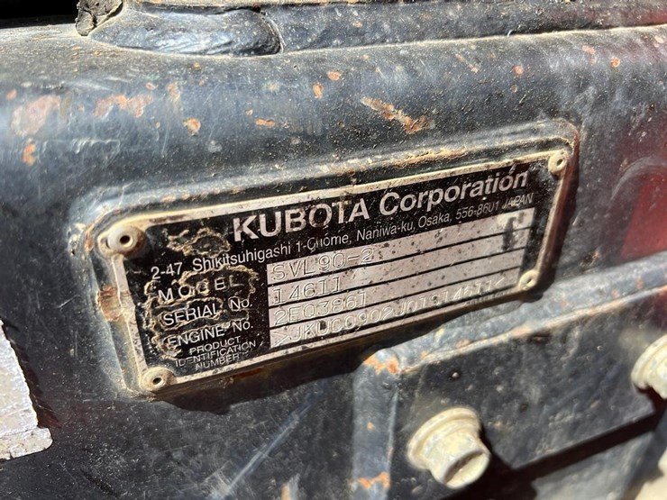 2014-kubota-svl90-2-image-16